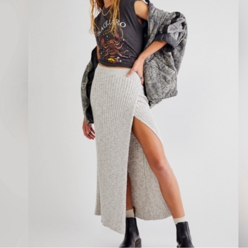 Better Days Midi Skirt XS Gray - Picture 2 of 7